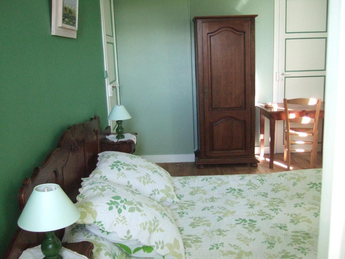 Ferme De La Riviere Bed & Breakfast Petiville  Ngoại thất bức ảnh